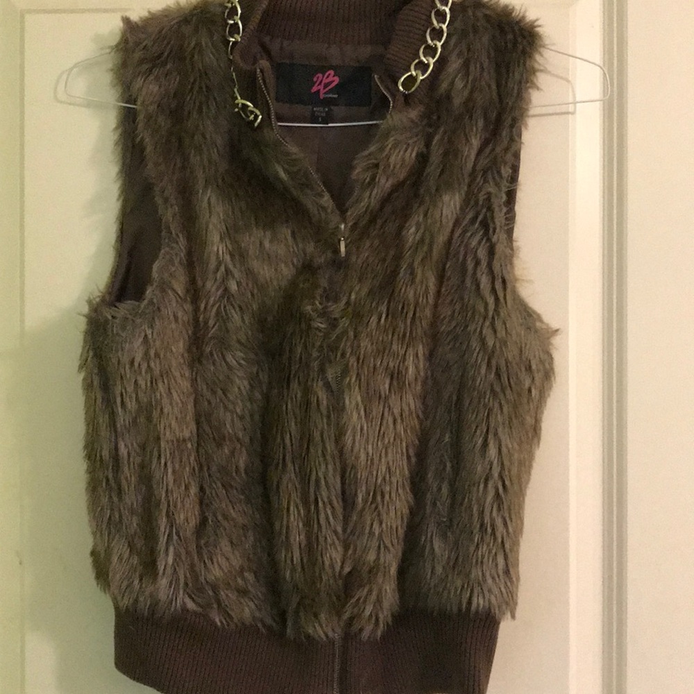 2b Bebe Fur vest